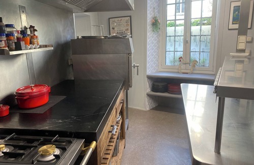 Chinon House | Villa L'ENTREPOTES with heated pool in CHINON's historic city center