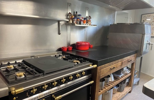 Chinon House | Villa L'ENTREPOTES with heated pool in CHINON's historic city center