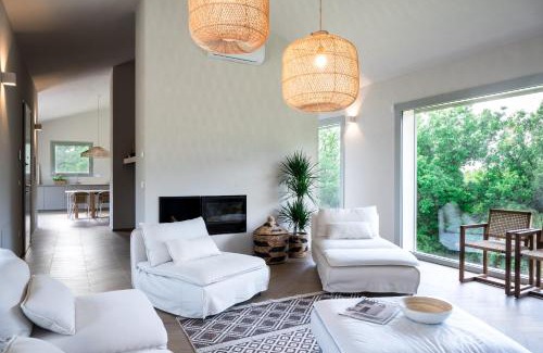 Castellina Marittima Villa | Villa La Leccina a Castellina Marittima