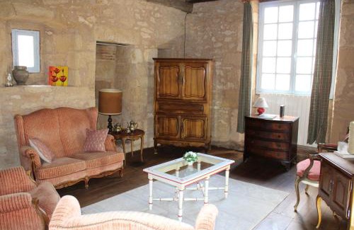 Montignac House | Villa La Roseraie avec accès piscine Hôtel La Roseraie