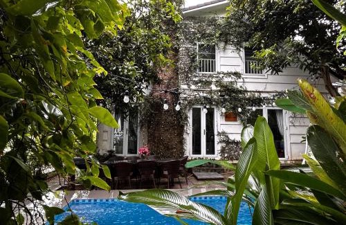 Luong Son Villa | Villa La Senlis, biệt thự kiểu Pháp