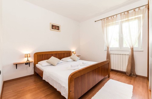 Lovinac Villa | Villa La Vita