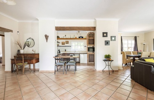 Carmona Villa | Villa "Laforge" with Private Pool & Wi-Fi