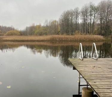 Salo Ski Chalet | Villa Laituri Enäjärven rannalla