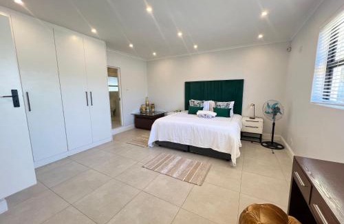 Bloubergstrand House | Villa Lamsyh- your second home