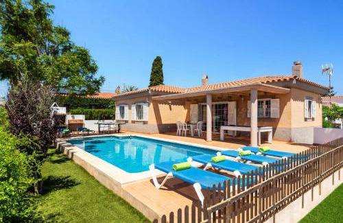 Cala en Porter Villa | Villa Lantana by Villa Plus