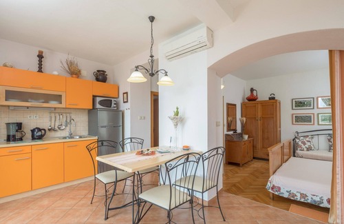 Sveta Nedjelja Apartment | Villa Lantana - comfortable 2 bedroom flat with stunning sea views