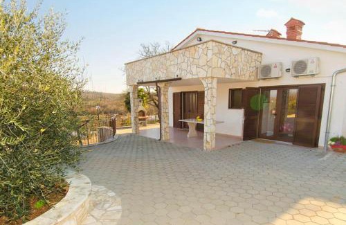 Rakotule House | Villa Lara