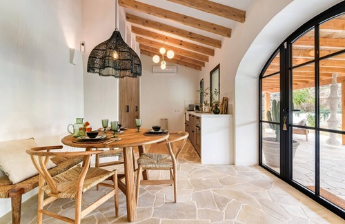 Javea Villa | Villa 'Las Brisas' with Mountain View, Wi-Fi and Air Conditioning