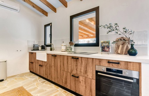 Javea Villa | Villa 'Las Brisas' with Mountain View, Wi-Fi and Air Conditioning