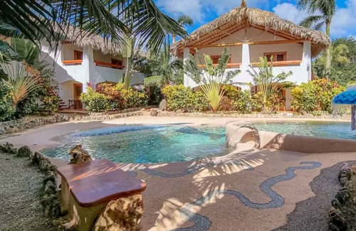 Las Galeras Apartment | Villa Las Palmeras con piscina en Las Galeras