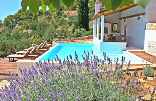 Sveta Nedjelja Apartment | Villa Lavender-comfortable one bedroom flat with breathtaking views