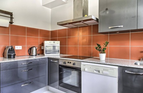 Les Estagnots House | Villa LE MENEZ for 10 persons with view on the marine lake