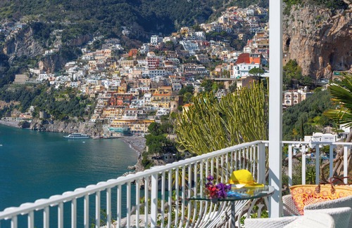 Arienzo Villa | Villa Le Sirene with Private Jacuzzi, Sea View