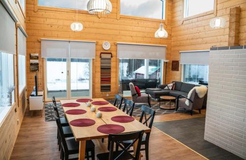 Sonka Villa | Villa Lehtoniemi with pick-up service by Rovaniemi Insider