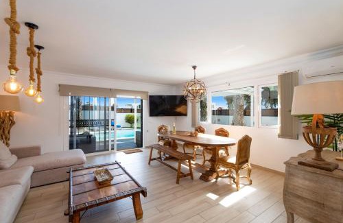 Los Mojones Villa | Villa Leona Carmen by Villa Plus