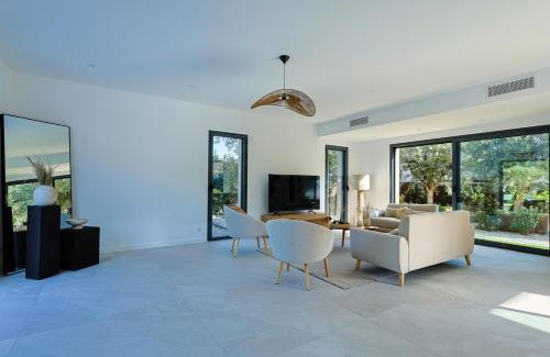 Plan-de-la-Tour Villa | Villa les prés