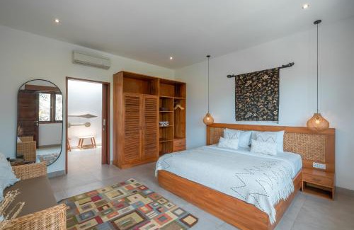 Pererenan Villa | Villa Lisy - Spacious 4BR Villa with Large Swimming Pool