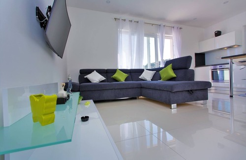 Selca Villa | Villa Lokanjac with pool