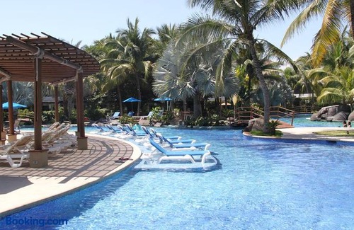 Monterrico Villa | Villa los Cabos Monterrico