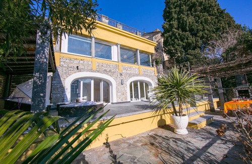 Cressogno Villa | Villa Lugano Lakefront, Valsolda, Italy