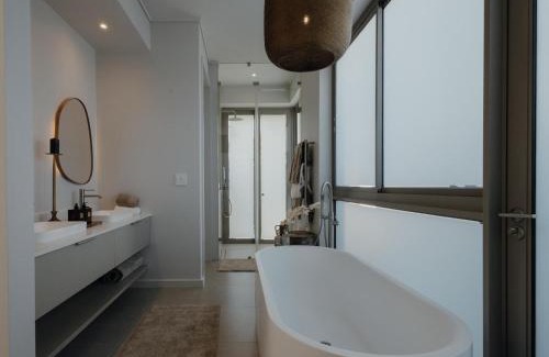 Knysna Villa | Villa Lumaire - Leisure Island