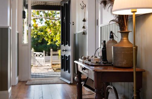 Hepburn Springs House | Villa Lumiere