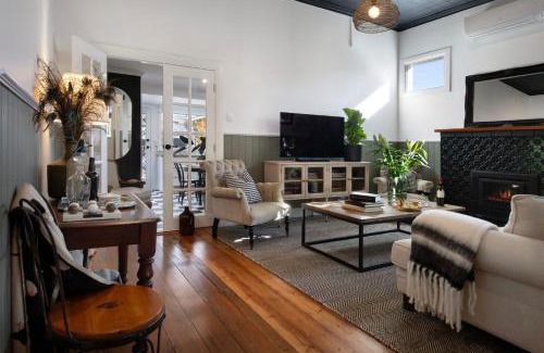 Hepburn Springs House | Villa Lumiere