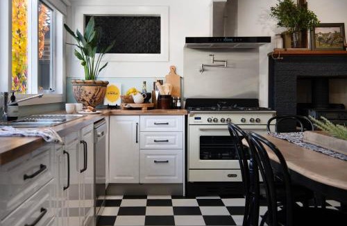 Hepburn Springs House | Villa Lumiere