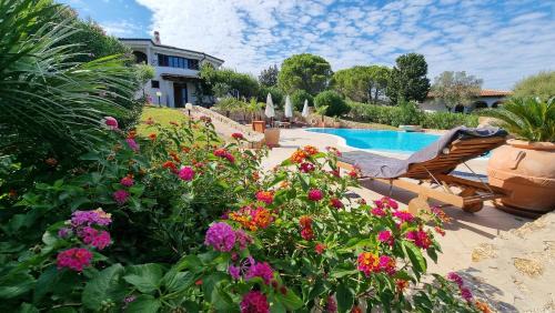 San Teodoro Villa | Villa Luna Rossa con piscina
