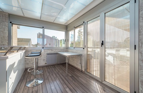 Reus Villa | Villa "Luxury Rock TIRRI" with Private Pool, Covered Terrace and Wi-Fi