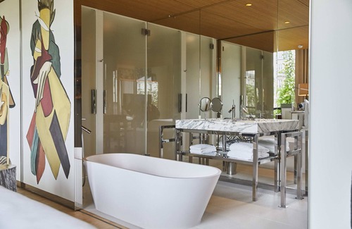 Necker Hotel | Villa M