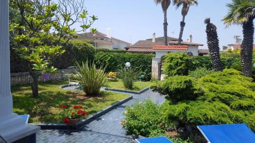 Giovinazzo Villa | Villa Magnolia