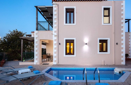Kirianna Villa | Villa Mahin with pool and sea view