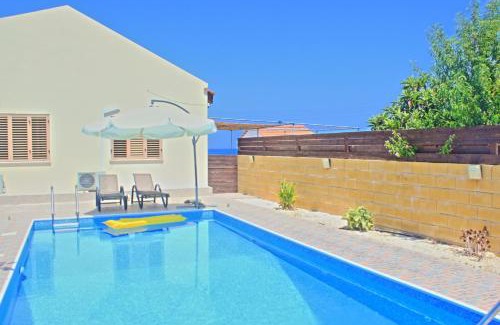 Ayia Marina Chrysochous Villa | Villa Majestic