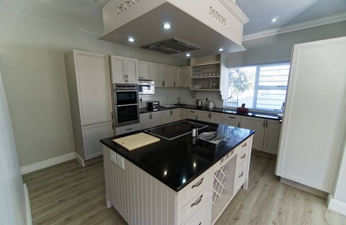 Somerset West House | Villa Malakina - near Erinvale