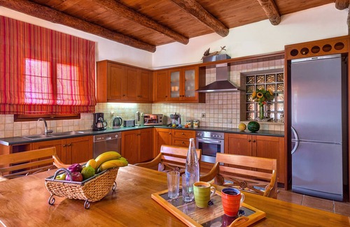 Asteri Villa | Villa Manolis with 3 bedrooms, 2 bathrooms and private pool in Asteri village