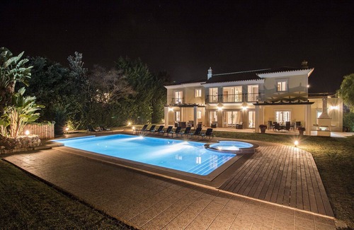 Vale do Garrao Villa | Villa Mar | 5 Bedrooms | Great Pool & Spa | Quinta do Mar