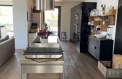 Verghia Villa | VILLA Mare é Sole. Sea view. Beach walk 50m with infinity pool