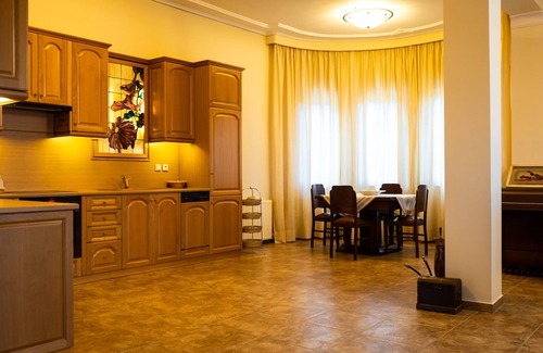 Kalambaka Villa | Villa Maria Marvelous Villa in Meteora