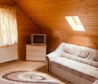 Yablunytsya House | Villa Maria