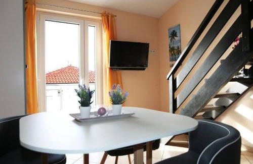 Crikvenica House | Villa Marica mit 10 einzelnen Studios direkt am Strand von Crikvenica
