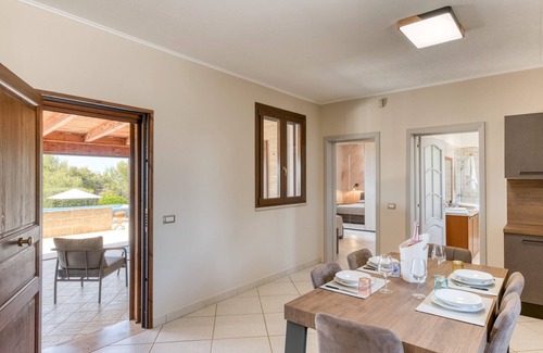 Torre Pali Villa | Villa 'Marilor' with Sea View, Wi-Fi and Air Conditioning