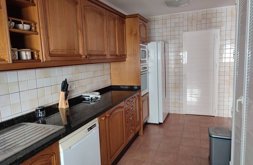 Malaga Ski Chalet | Villa Marymar, 1st line beach, all the amenities