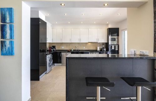 Mato Serrao Villa | Villa Mediterraneo with heatable pool