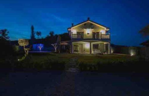 Carassai Villa | Villa MERAVIGLIA, heated pool, 16 km from the sea