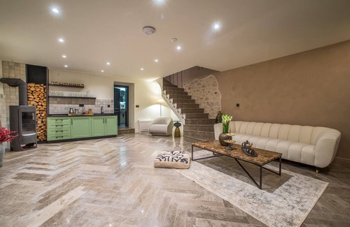 Radanovici Villa | Villa Milonja - Two Bedroom Villa, Sleeps 5