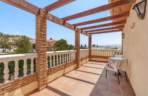 Padul House | Villa 'Miriam' with Mountain View, Private Pool and Wi-Fi