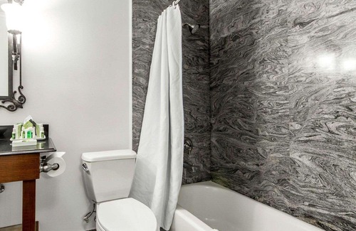 San Bruno Hotel | Villa Montes Hotel an Ascend Hotel Collection Member