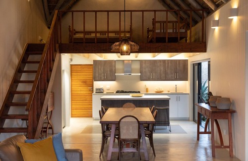 Hoedspruit Villa | Villa Mooiplaas: Luxurious safari retreat with jacuzzi